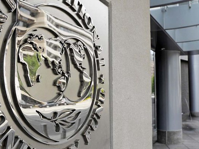 Эксперт: Получение нового транша от МВФ зависит исключительно от политических причин