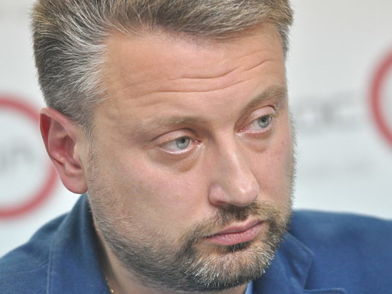 В.Землянский: «Введение чрезвычайного положения не спасет украинцев от веерных отключений»