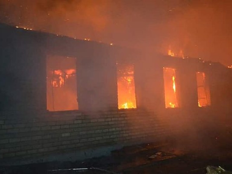 В воинской части в Сумской области произошел пожар, есть погибшие