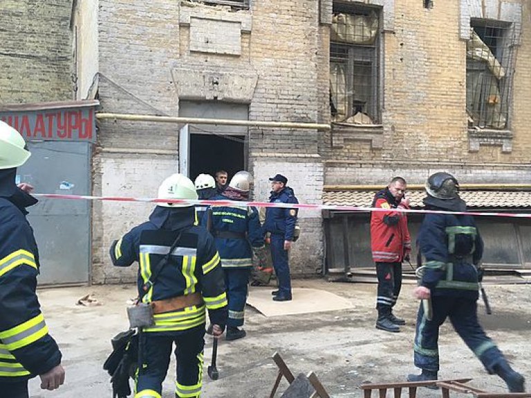 Полиция направила в суд дело подозреваемого в обрушении дома на улице Хмельницкого в Киеве