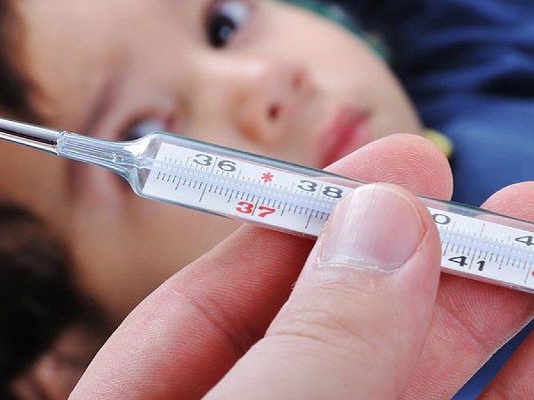 За три дня грипп и ОРВИ «сразил» почти 14 тысяч киевлян