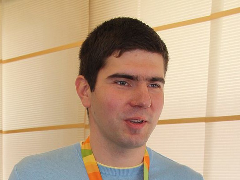 Украинский паралимпиец завоевал золотые медали на Кубке мира в ОАЭ