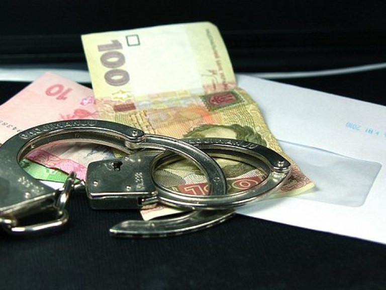 На Сумщине пограничник задержан на взятке в размере 12 тысяч гривен