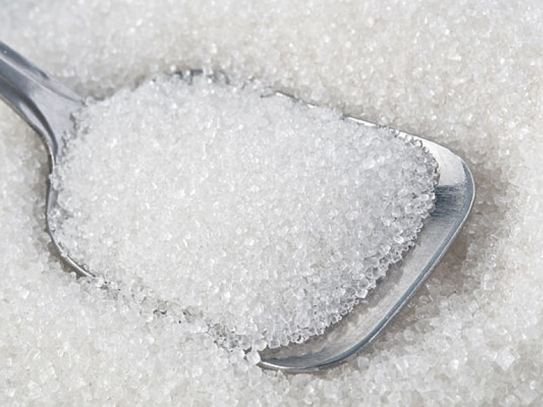 В Украине сахар стоит дороже, чем его продают в Польше и Литве