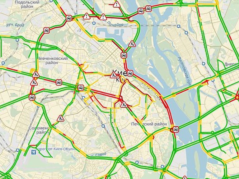 Уровень столичных вечерних пробок оценивается в 9 баллов (КАРТА)