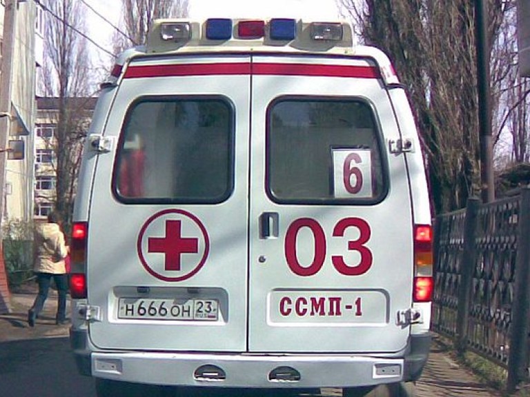 В Днепропетровской области  в результате столкновения двух автомобилей пострадали трое детей