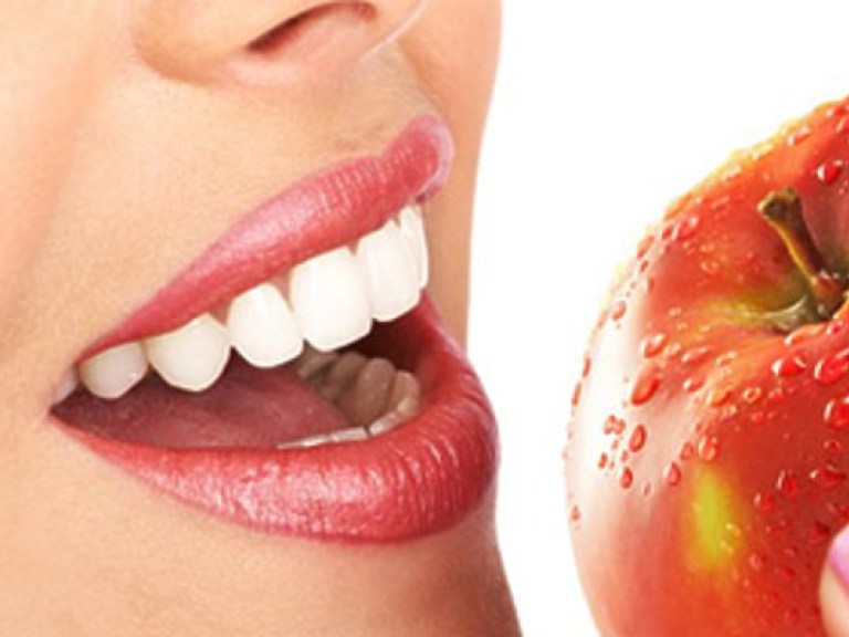 Американские стоматологи назвали полезные продукты для здоровья зубов