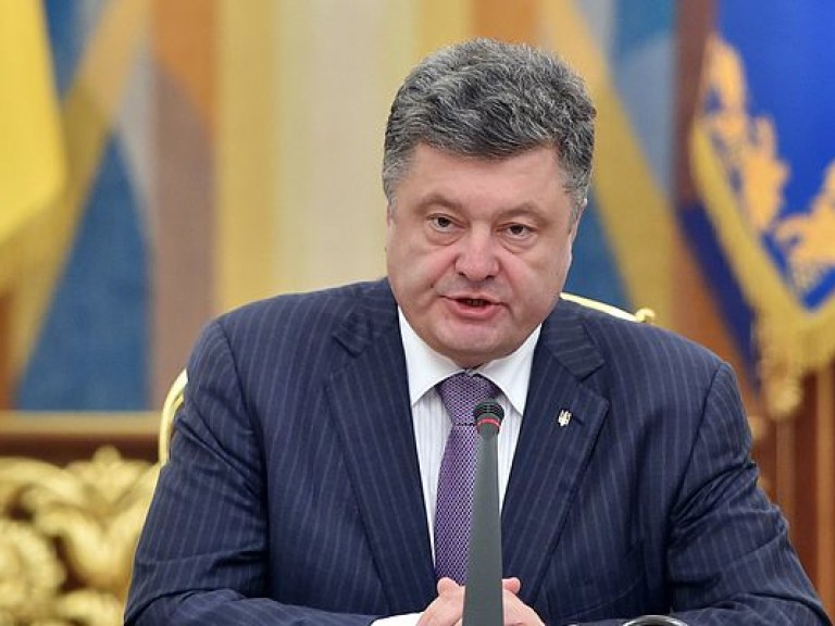 Рейтинг Порошенко будет падать, даже если блокада на Донбассе будет снята – политолог