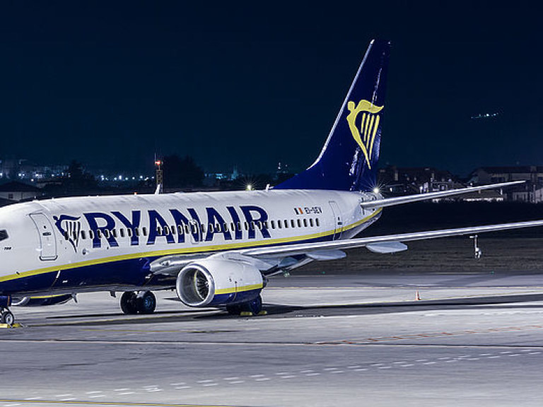 Лоукост Ryanair объявил об открытии рейсов из Украины