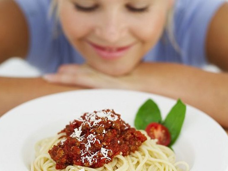 Диетолог: Укрепить весной иммунитет помогут пребиотики и пробиотеки