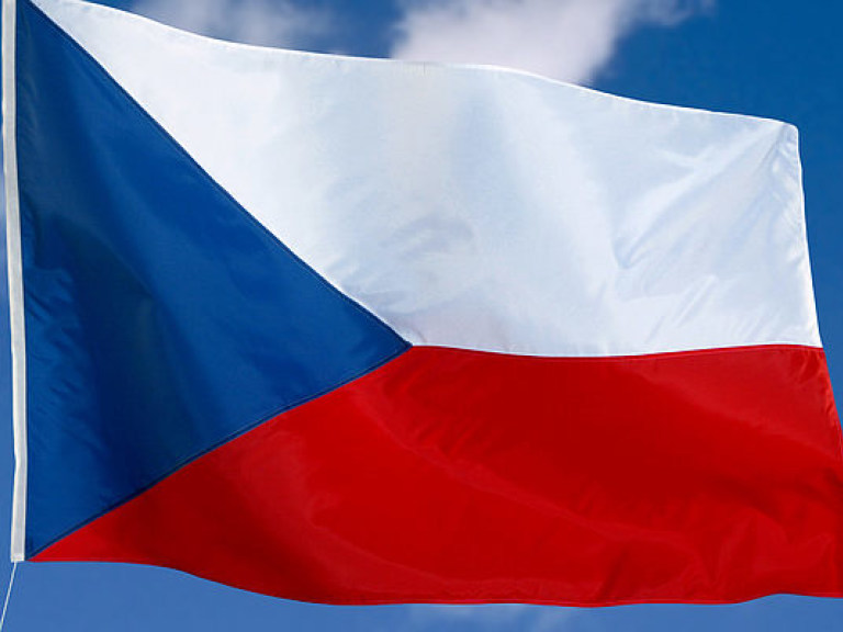 Чехия планирует депортировать пятьсот украинских нелегалов – источник