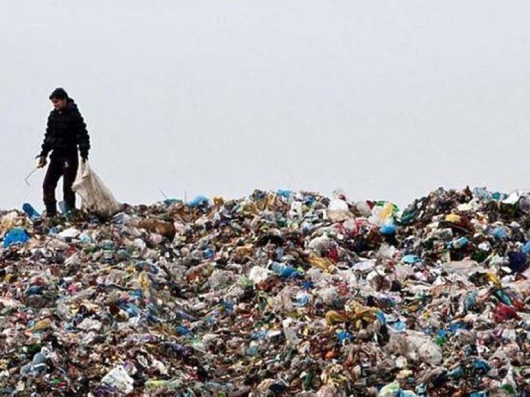 В Тернопольской области снова обнаружили львовский мусор