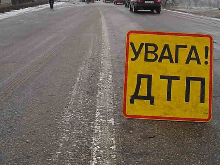 В Запорожской области грузовик столкнулся с «копейкой», погиб пассажир легковушки (ФОТО)