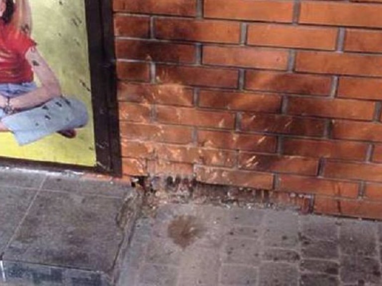 В Обухове взорвалась граната в игорном заведении, замаскированном под магазин детской одежды (ФОТО)