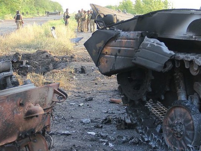 За сутки в зоне АТО погибли три украинских военных, 12 &#8212; ранены