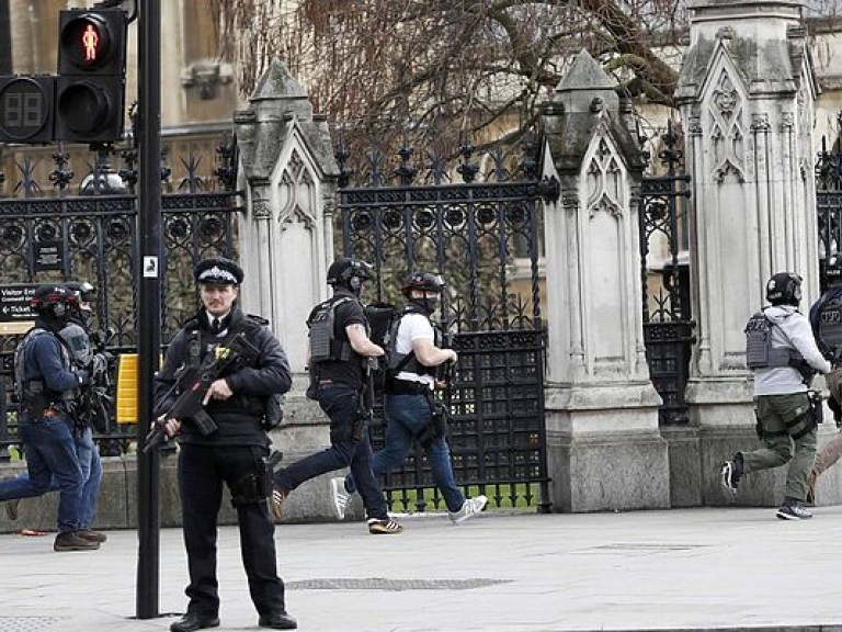 Теракт в Лондоне: среди пострадавших оказались школьники из Франции, граждане Румынии и Южной Кореи