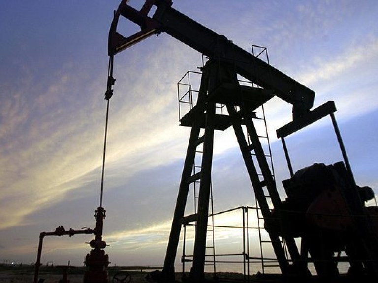 Цена нефти Brent возросла до 52,53  долларов за баррель