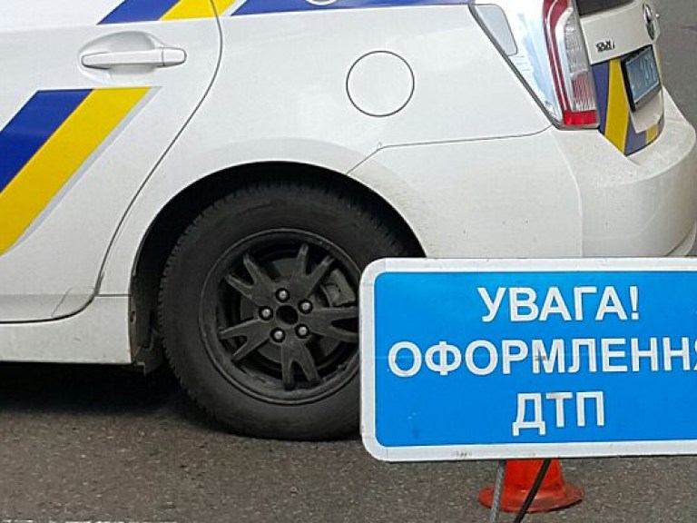 В Одессе столкнулось четыре авто, включая Lexus (ФОТО)