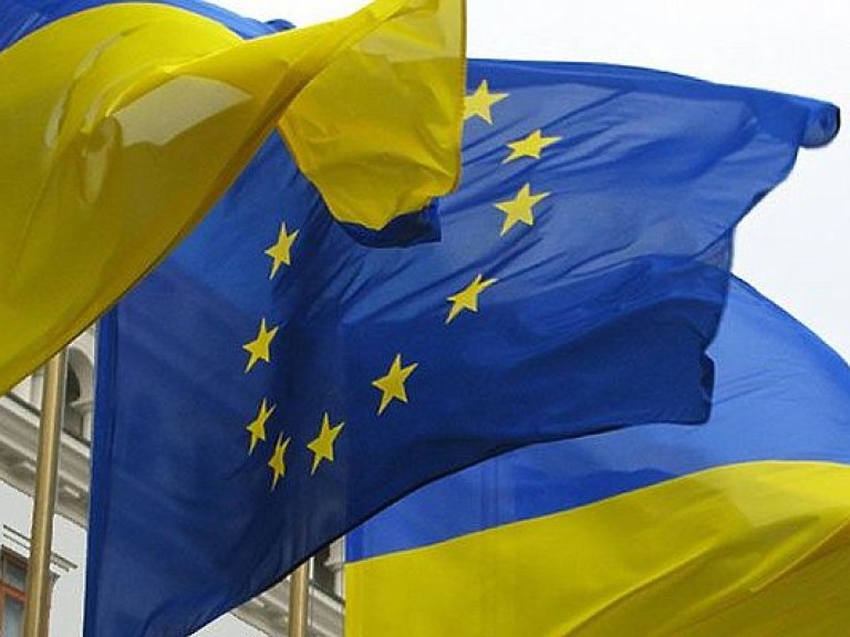 Украинские политики сильно искажают информацию о переговорах с зарубежными партнерами &#8212; СМИ