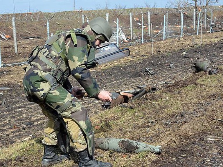 В Балаклее саперы обезвредили почти шесть тысяч боеприпасов (ФОТО)