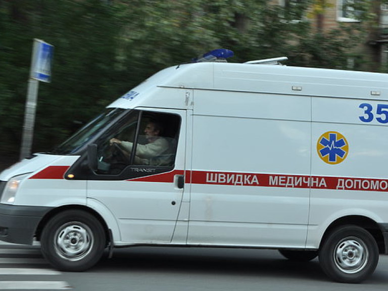 Возле автостанции во Львове скончался 50-летний мужчина