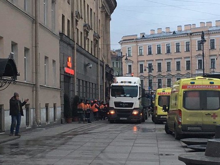 Во время теракта в метро Петербурга пострадали четыре иностранца