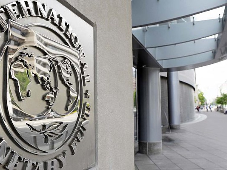 МВФ призвал Украину не затягивать с пенсионной реформой и открытием рынка земли