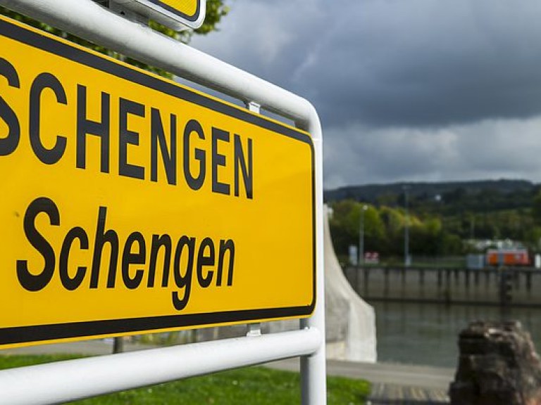 ЕС ужесточает правила въезда в Шенгенскую зону из-за возможного нового миграционного кризиса &#8212; эксперт
