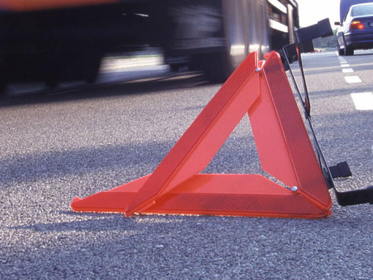 Во Львовской области мотоциклист насмерть сбил пенсионера на велосипеде