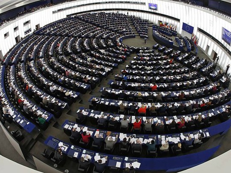 Европарламент проголосовал за предоставление Украине «безвиза»
