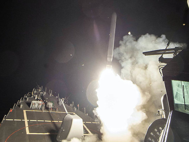 Эксперт о ракетных ударах США по Сирии: Это демонстрация силы для американского зрителя