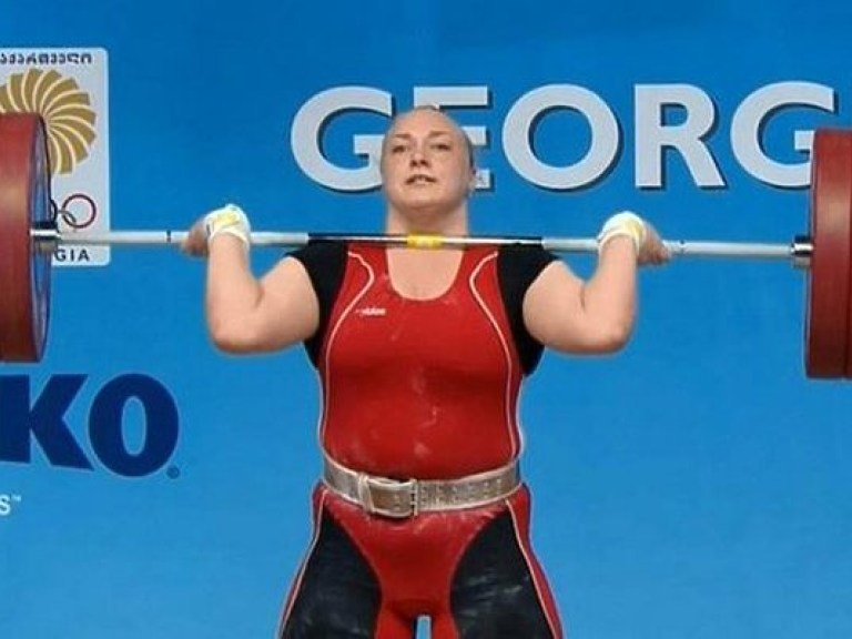 Анастасия Лысенко выиграла «серебро» чемпионата Европы по тяжелой атлетике (ФОТО)