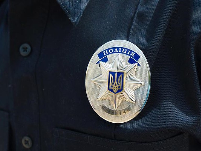 В ходе столкновений возле «Сбербанка» в Харькове пострадали двое полицейских и один активист (ФОТО)
