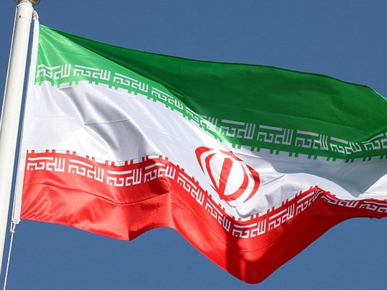 Кандидатами в президенты Ирана зарегистрировались около 200 человек