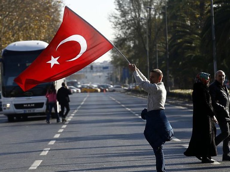 Итоги референдума в Турции расколют турецкое общество – эксперт