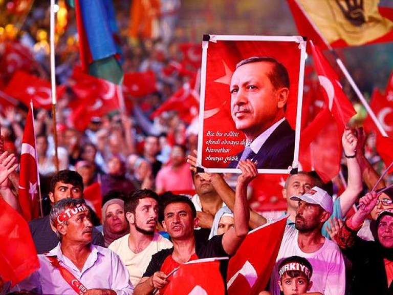 Американский аналитик: Референдум в Турции носит формальный характер