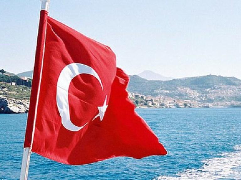 ЦИК Турции отклонила требование оппозиции об отмене итогов референдума