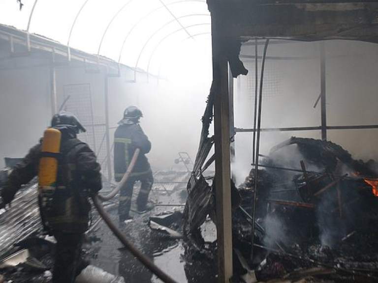 На рынке «Северный» в Одессе сгорели более 140 торговых павильонов (ФОТО)