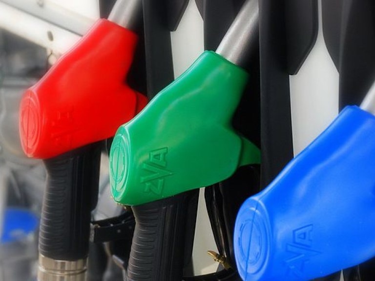 Цены на бензин и дизтопливо в Украине за 10 дней выросли на 1,3% &#8212; Госстат