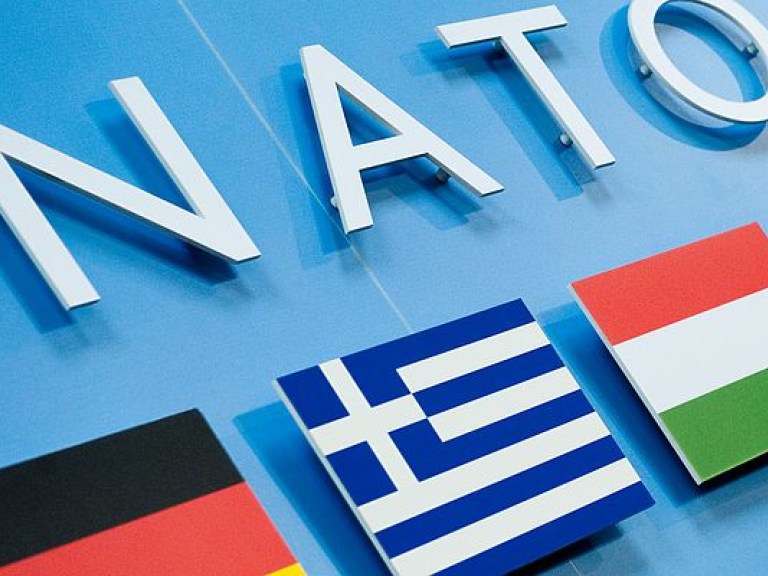 Украина презентует в НАТО годовую национальную программу
