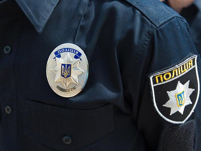 Возле киевского детсада нашли подозрительное устройство, на месте работает полиция &#8212; СМИ
