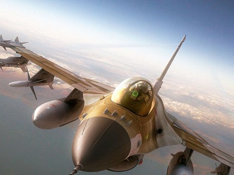 Израиль сбил над Голанскими высотами летевшую из Сирии воздушную цель