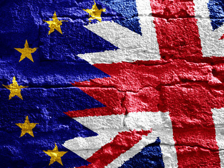 ЕС займет жесткую позицию на переговорах по Brexit &#8212; правительство ФРГ
