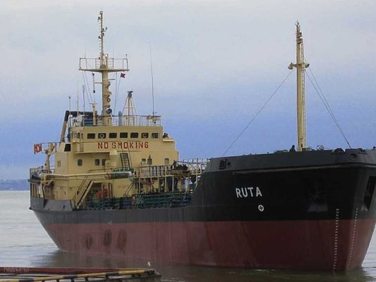 Украинский танкер захватили у берегов Ливии