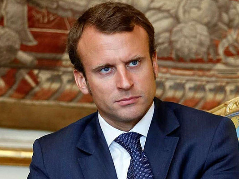 Макрон не сможет консолидировать французское общество – европейский правозащитник