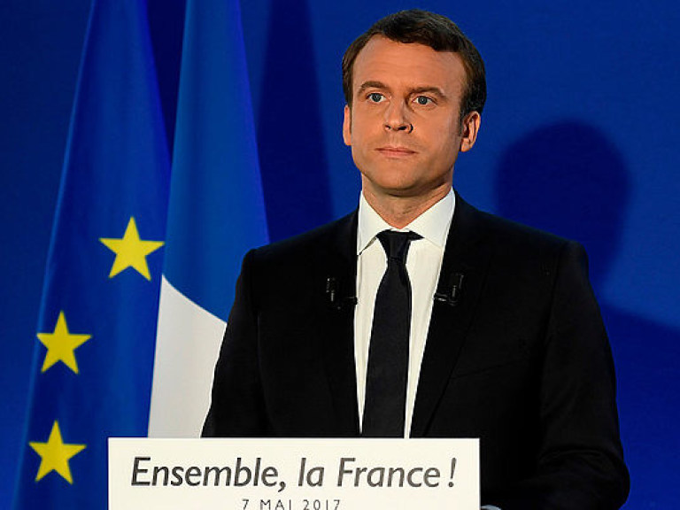 Макрон-президент Франции: реакция соцсетей