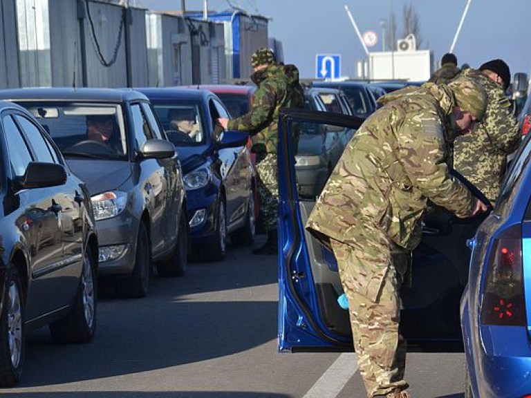 На линии разграничения в зоне АТО в очередях скопилось 670 авто &#8212; Госпогранслужба