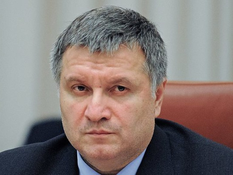 Вопрос об отставке Авакова будет поднят осенью – эксперт