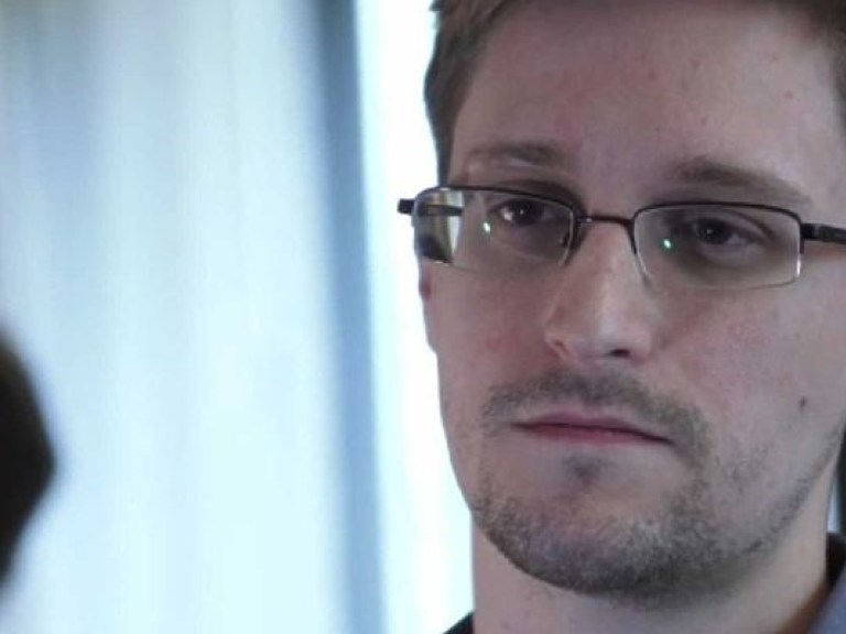 Гонконг отказал в убежище сообщникам Эдварда Сноудена