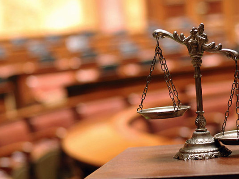 Адвокат рассказал, какие положения Конституции нарушает закон «о декоммунизации»